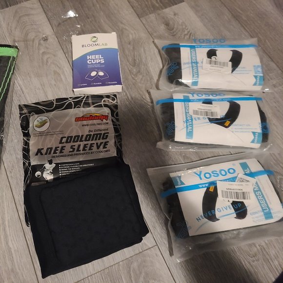 Accessories - 🔥3/$26🔥 NWT Knee sleeve straps arthritis sports
